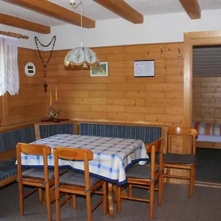 Apartman Bickel *